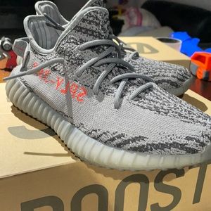 Yeezy 350 V2 Beluga 2.0